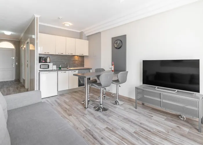 Orlando アパート アデヘ