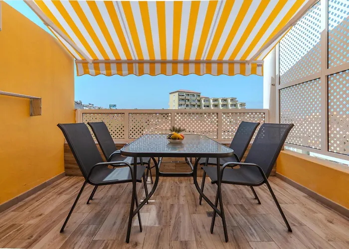 アパート Orlando アデヘ